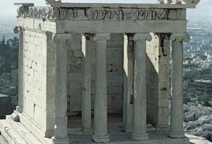 アテナニケ神殿、紀元前435年頃-紀元前425年に建てられた